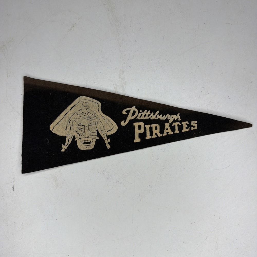Vintage Pittsburgh Pirates Baseball Mlb 3.75x9 Mini Pennant Flag Rare